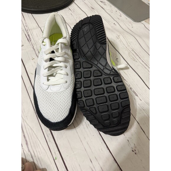 Nike Men\'s Air Max SYSTM Casual Sneaker Shoe White/Black/Neon Green Sz 9.5 main image 7